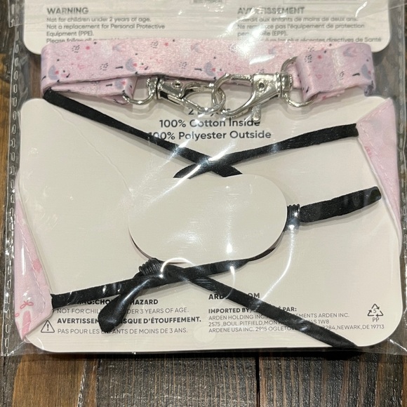 3️⃣3/25 ARDENE Kids masks with lanyard (Ballerina) - Picture 3 of 4